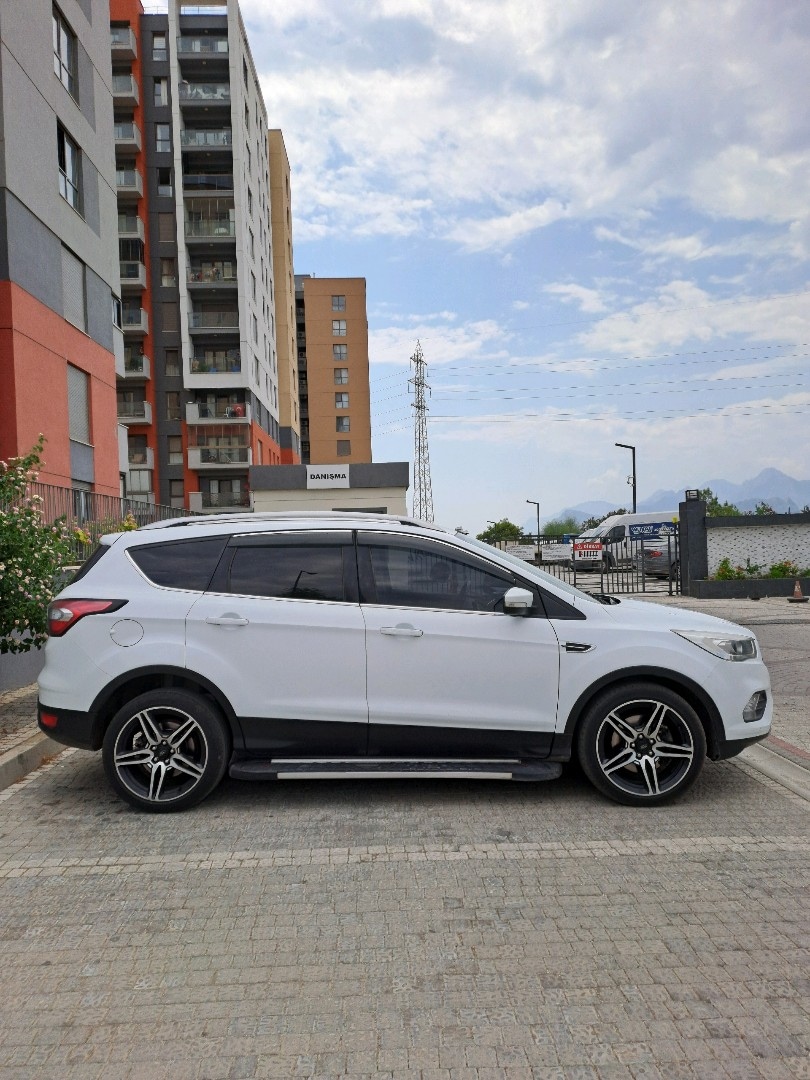 ford kuga 2018 hatasız sıfır ayarında - 4