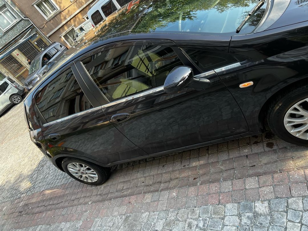 FİAT PUNTO EVO 1.4 - 7