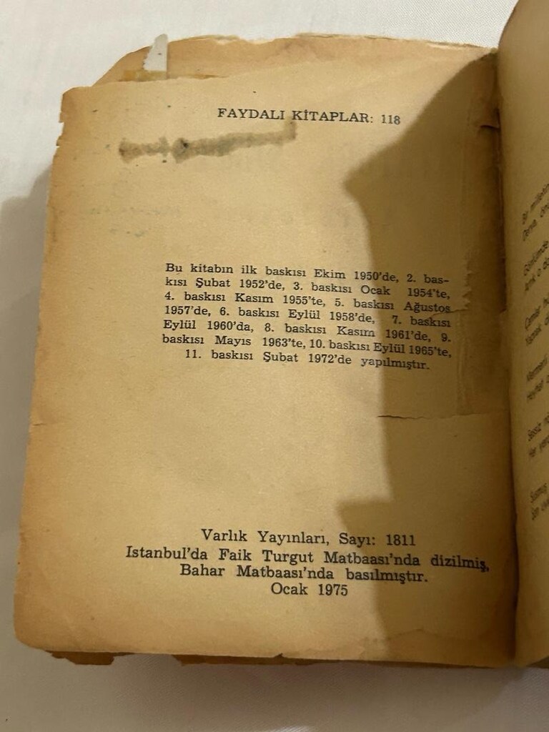 Atatürk Şiirleri- Varlık Yayınları - 2