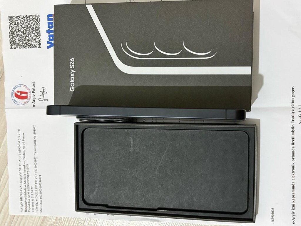 galaxy s26 18 ay garantili kutu faturalı - 2