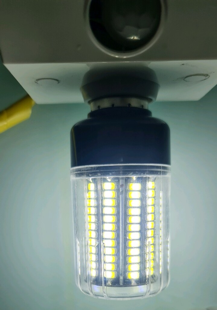 E27 duy beyaz ışık güçlü 132 LED AMPUL. 360 derece aydınlatma. - 15