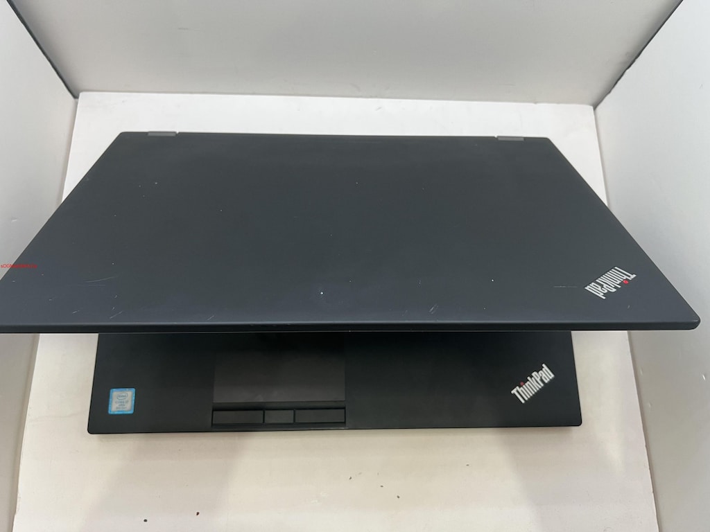 LENOVO THİNKPAD İ7 8. NESİL 32 GB RAM 512 M2SSD QUADRO P1000 - 8
