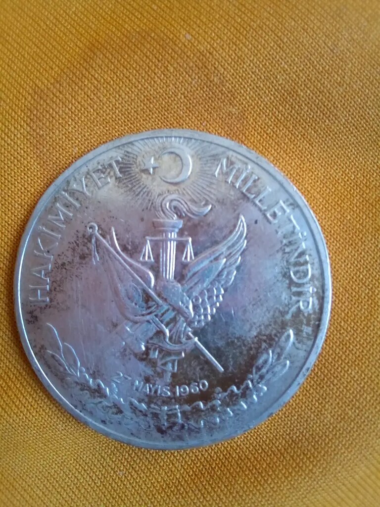 27 Mayıs 1960 yılı hatıra para - 2