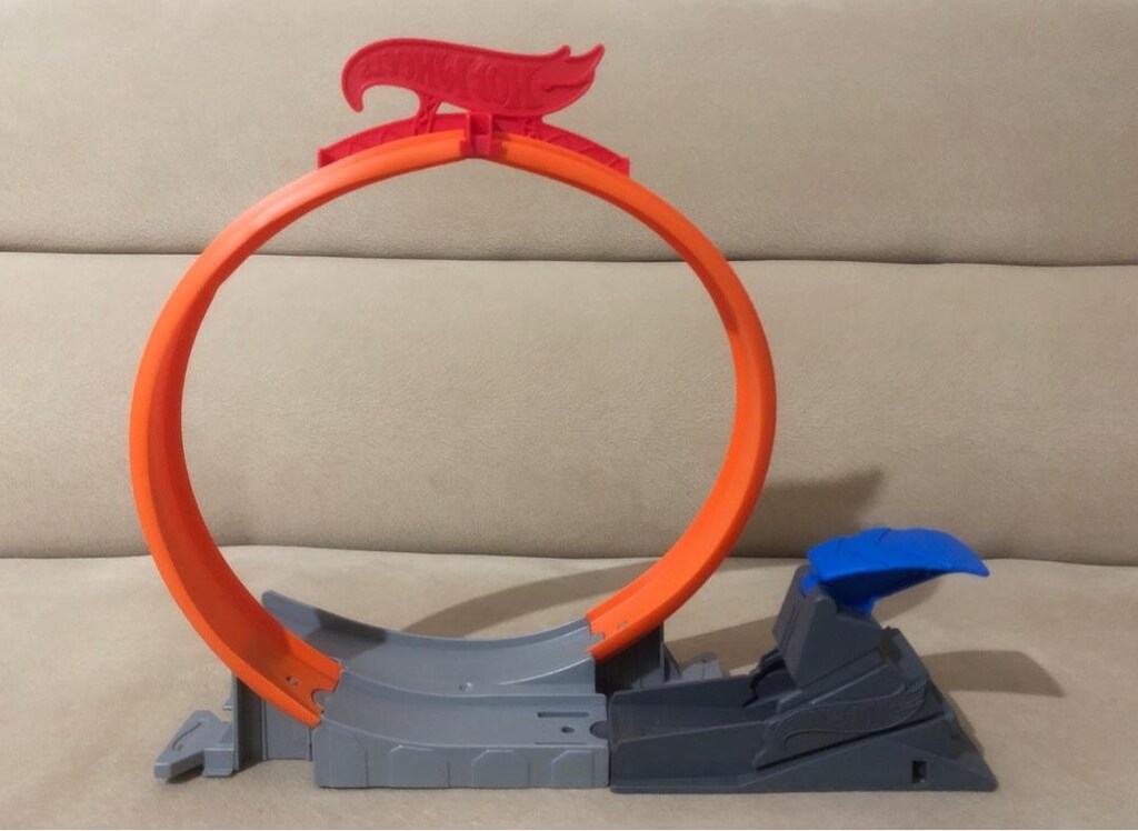 Hot Wheels Rampalı Akrobasi Pisti - 2