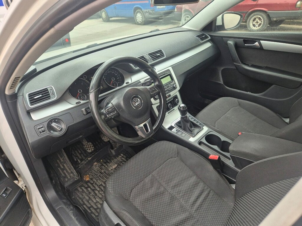 2014 passat - 6