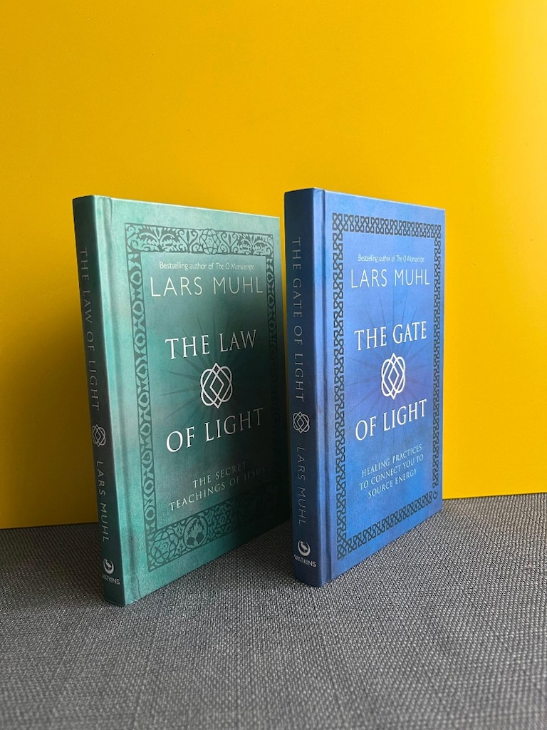 The Law and The Gate of Light İngilizce Din Gelisim Kitap Set - 4