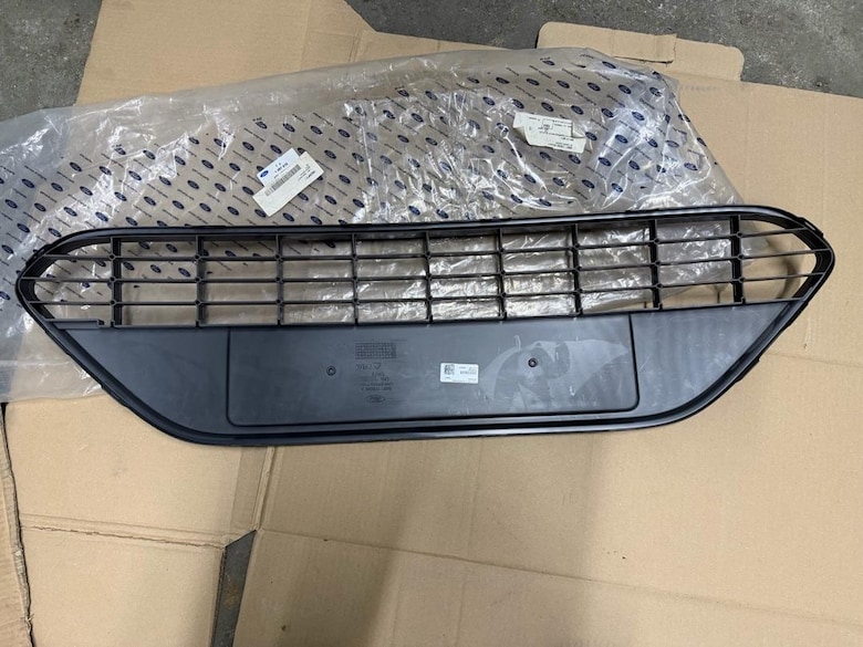 Ford focus ön tampon ızgarası 2008 2011 sıfır orjinal-8M51 17B968 - 2