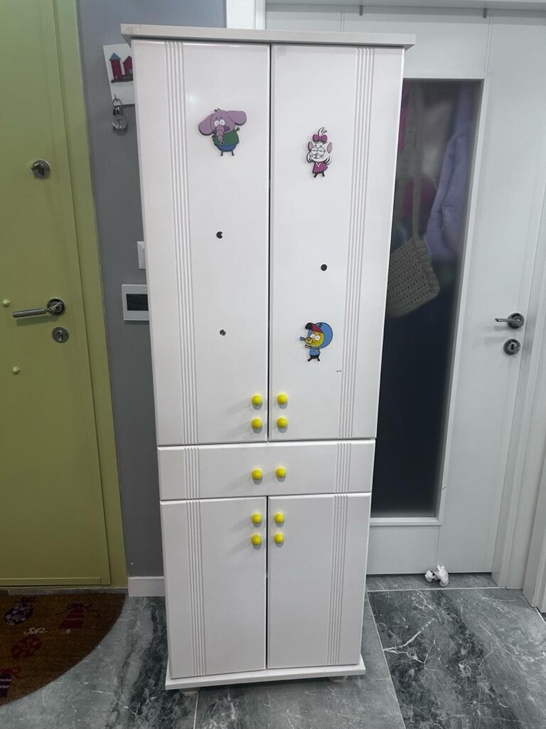 ACİL Satılık Temiz Genç/Çocuk Odası Takımı (4 Parça) - 3