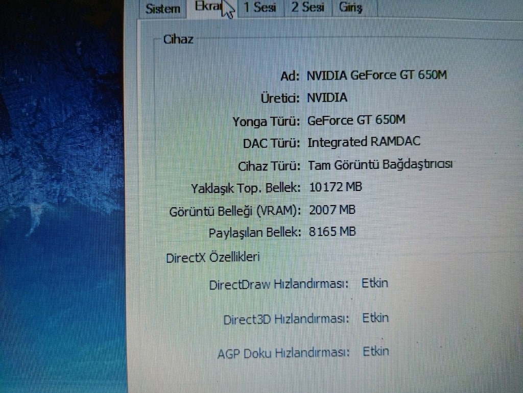 Lenovo IdeaPad Y500 laptop - 5