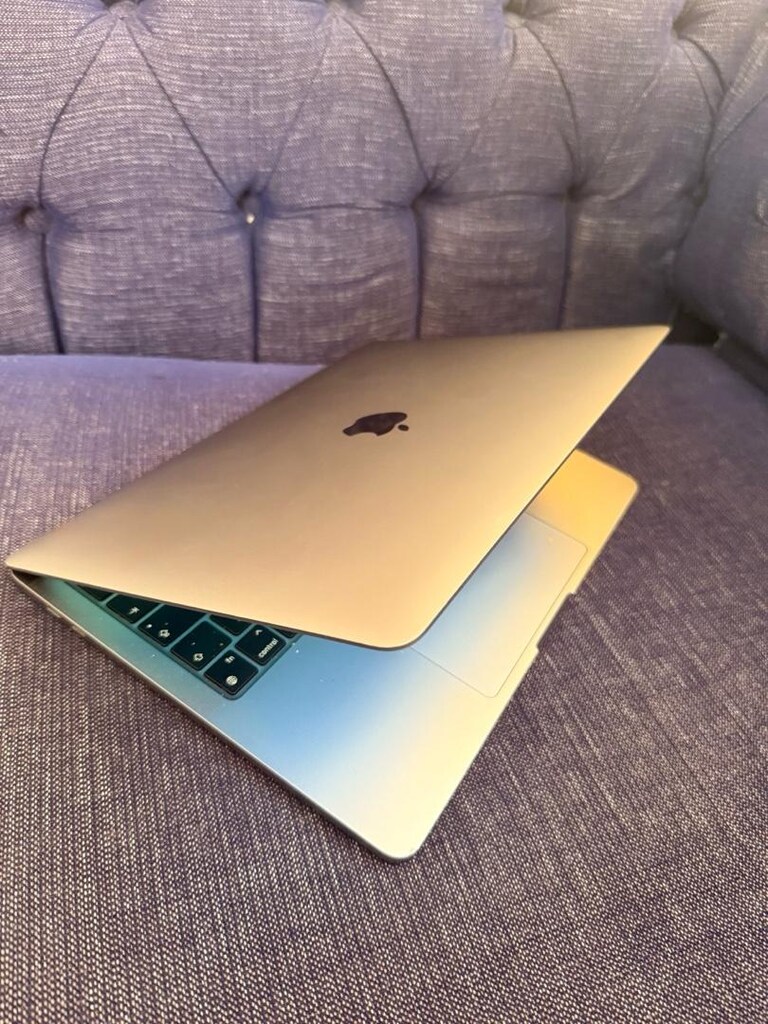 MACBOOK PRO 2022 M2 İŞLEMCİ TOUCH BAR TERTEMİZ - 6