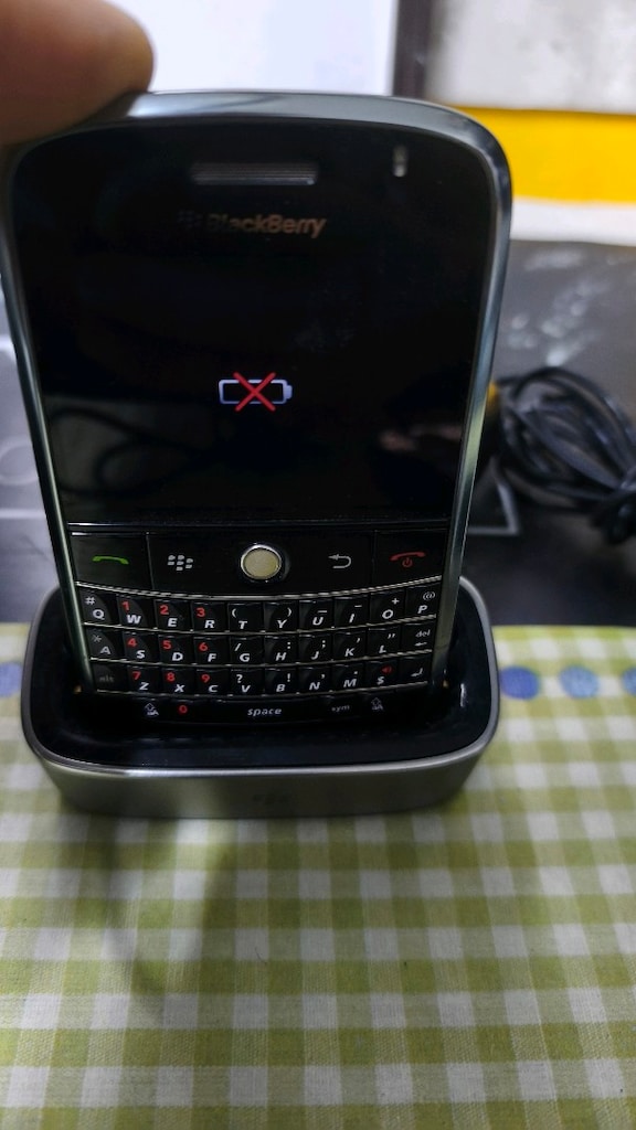 Koleksiyonluk BlackBerry & Palm Seti - Ekranlar Aktif / Şarjlı - 11