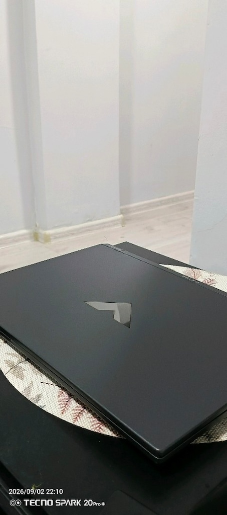 HP VICTUS 15 fa2xxx - 7