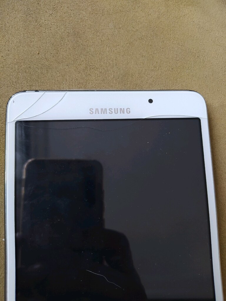 Samsung T230 - 16