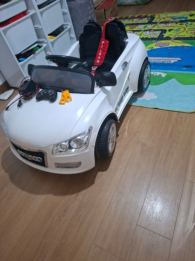 TERY BERY 12 volt Akülü Araba - 4