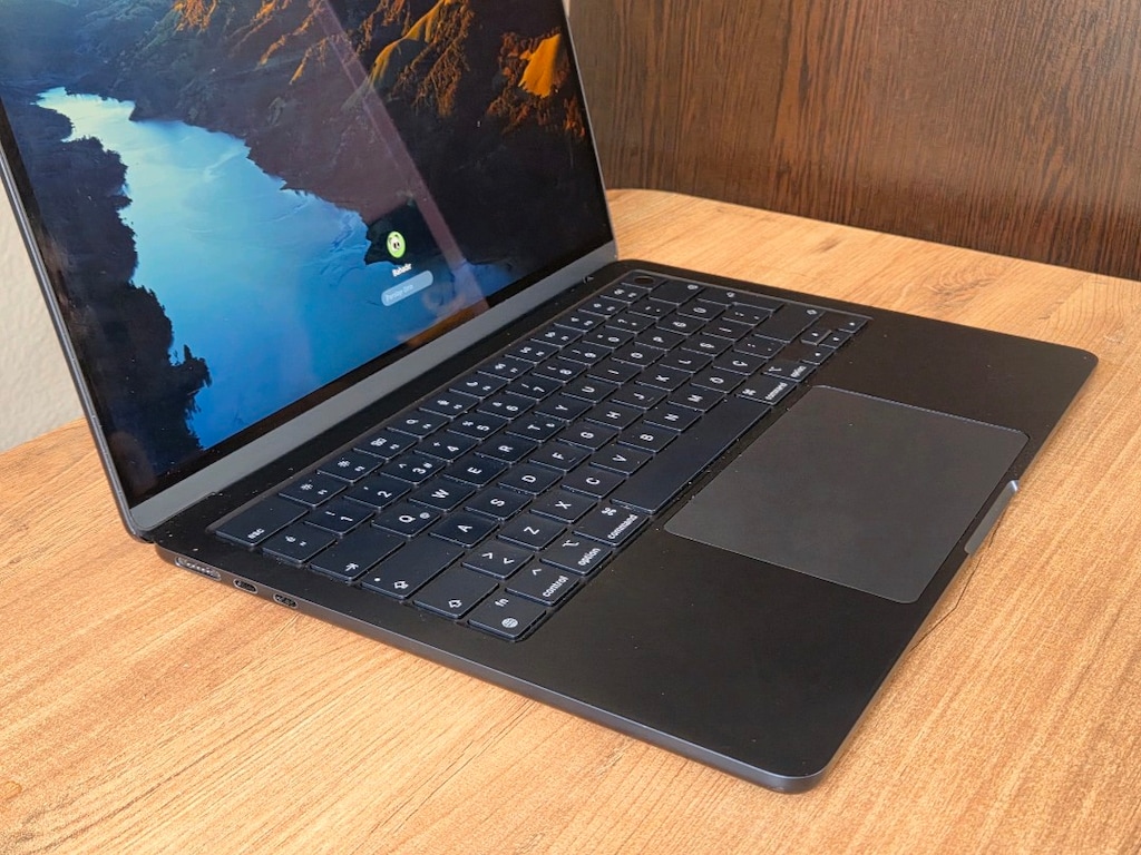 Macbook M2 Air - 6