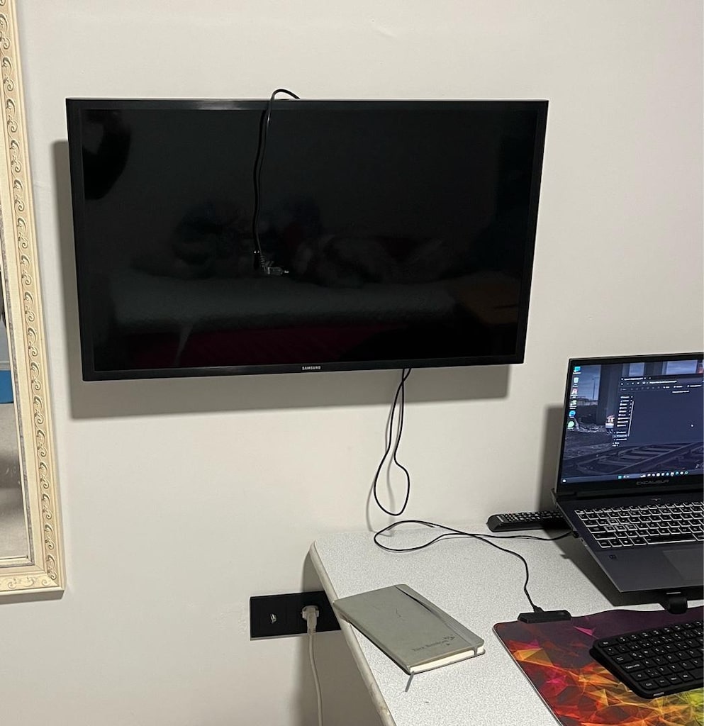 Samsung Smart TV - 2