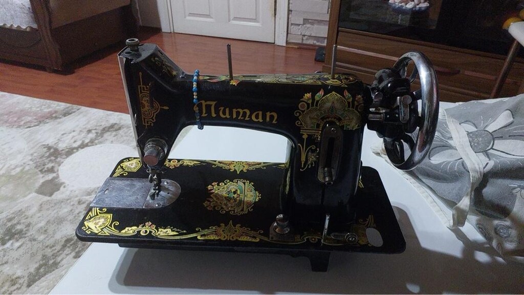 Antika/Vintage Numan Mekanik Dikiş Makinesi – Dekoratif ve Çalışır - 5