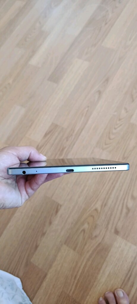 Lenovo tab 9 M9 - 4