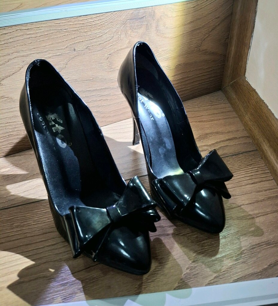 Siyah Fiyonk Detaylı Stiletto - 2