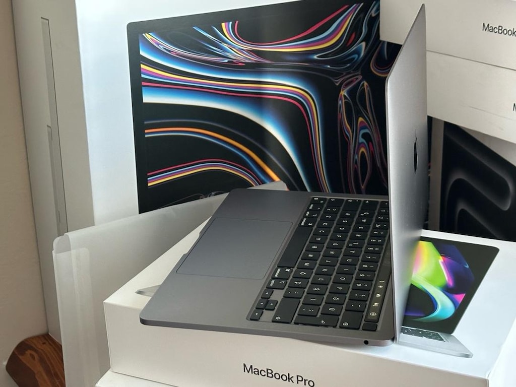 pil sağlığı çok iyi devir sayısı çok düşük macbook pro M2 çipli 13” - 5
