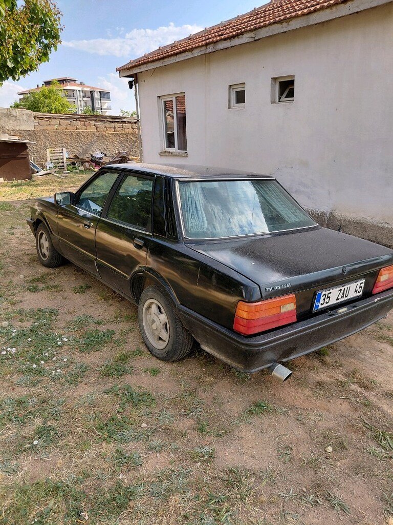 Ford Taunus - 4