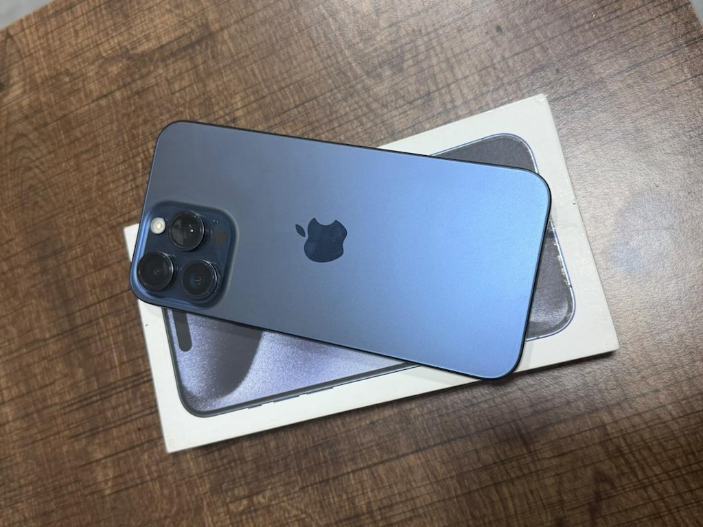 İPHONE 15 PRO MAX 256 GB LACİVERT PİL SAĞLIĞI 89 - 11