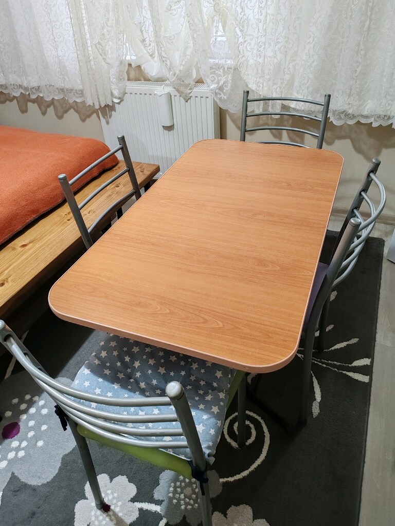 Katlanır masa ve 4 Sandalye - 3