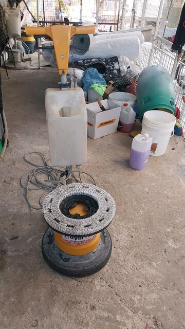 temiz kullanılmış halı yıkama makinesi ve mermer cila