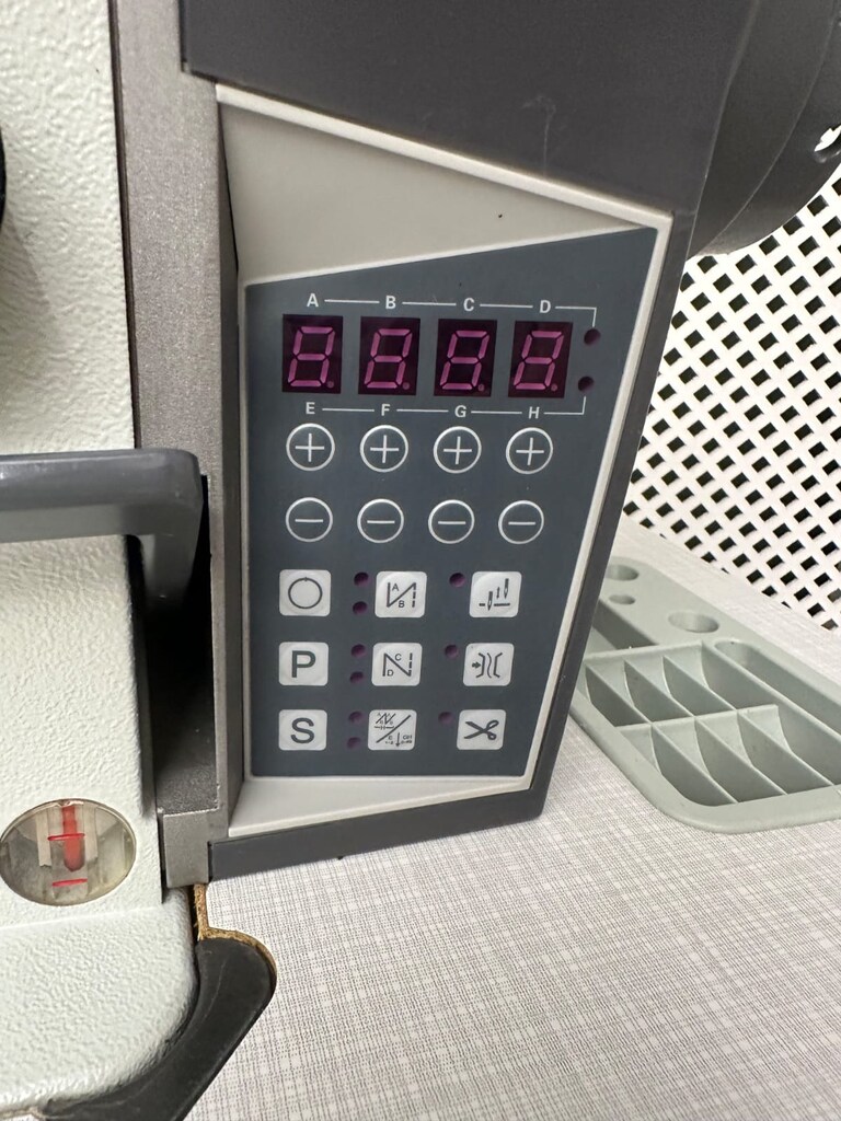 SIFIR MUADİLİ TYPICAL GC691 DİKİŞ MAKİNASI (ÖZEL MASASIYLA BİRLİKTE) - 5