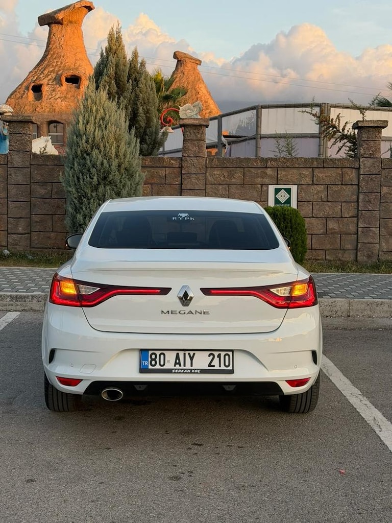 Renault MEGANE