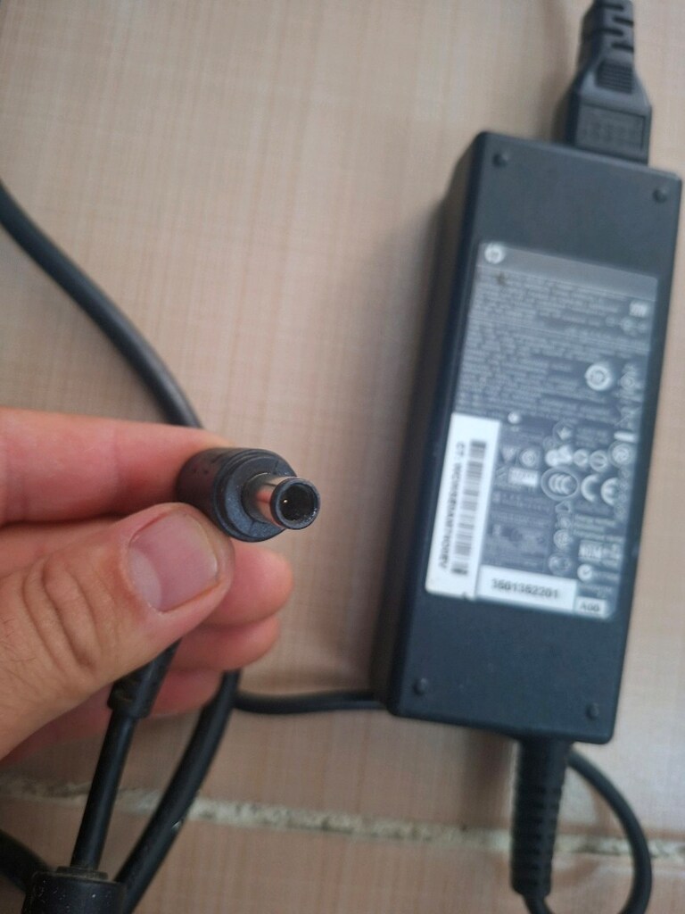 Hp laptop adaptörü - 3