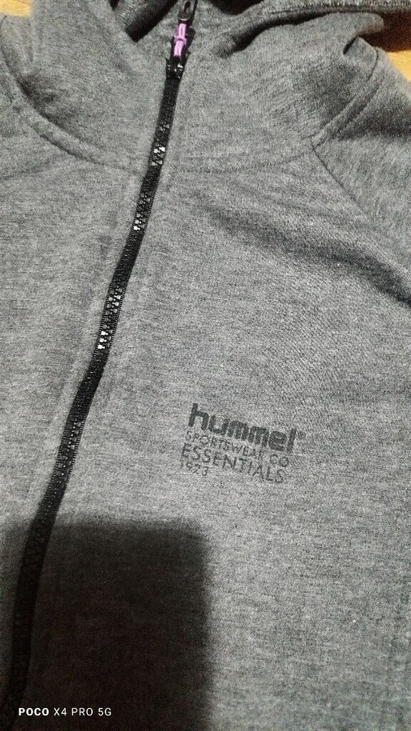 #Hummel kapişonlu sweat montEni çekilince 50 Boyu 63 Bu tip çokça var. - 6