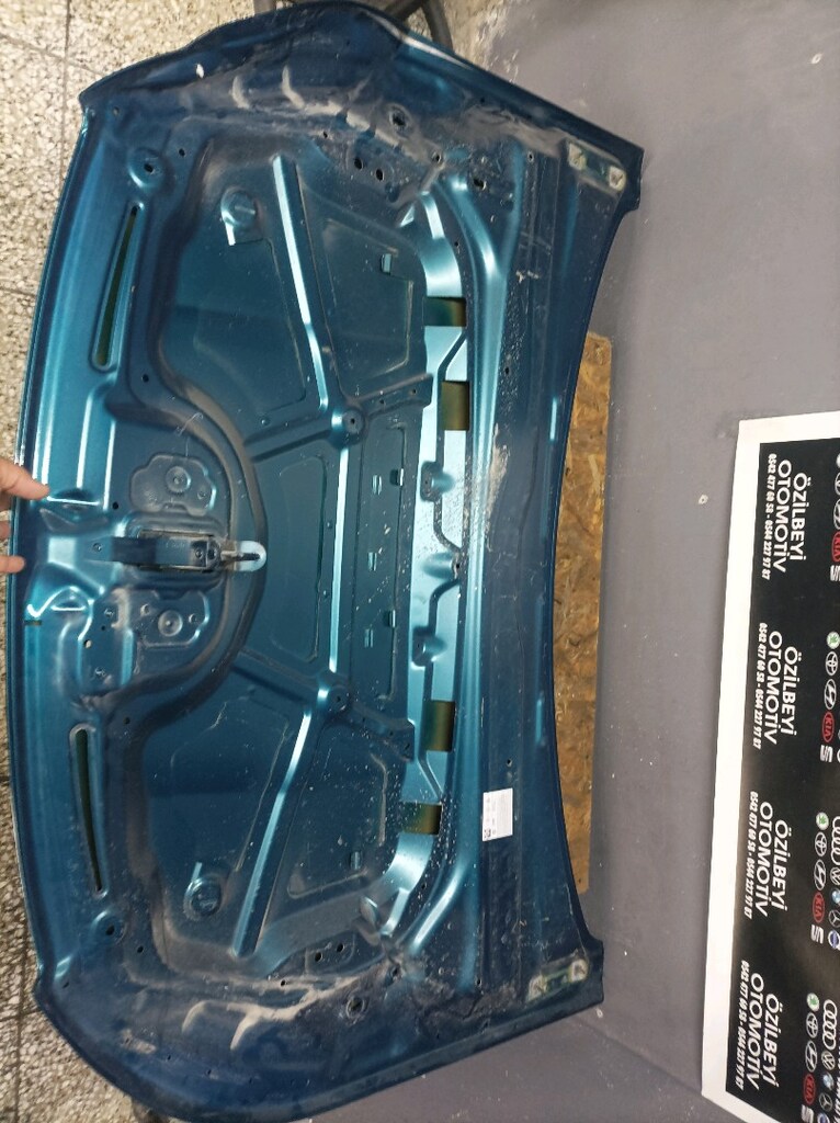 Peugeot 2008 motor kaputu orjinal ufak hasarlı - 3