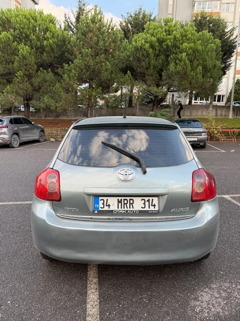 satılık auris - 2