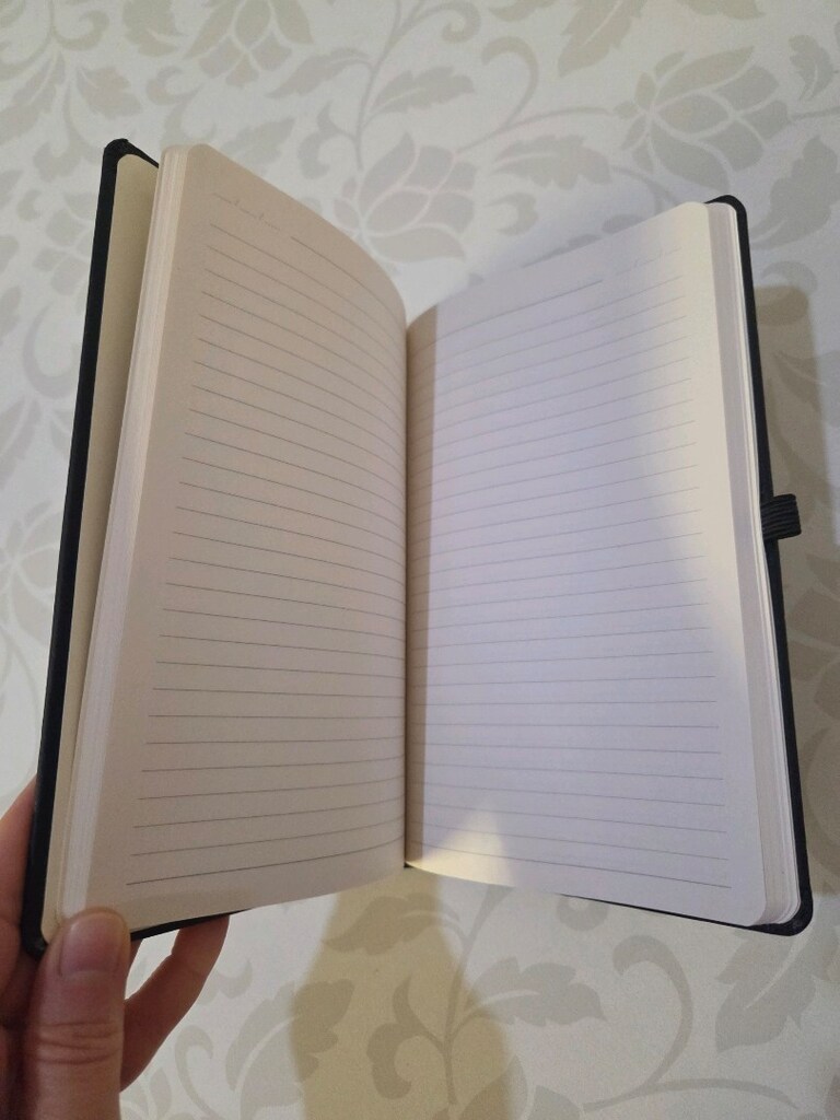 Siyah Tarihsiz Ajanda Defter Günlük - 5