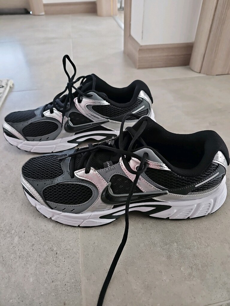 Nike V5 RNR Siyah Erkek Sneaker - 4