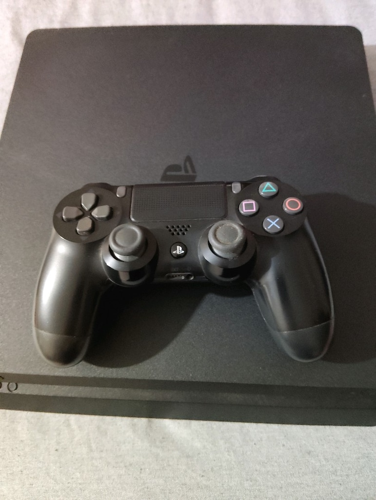 PLAYSTATİON 4 (PS4) - 2