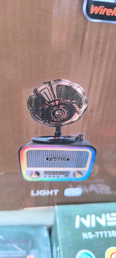 Harika tasarımlı, Bluetooth lu nostaljik radyo - 3