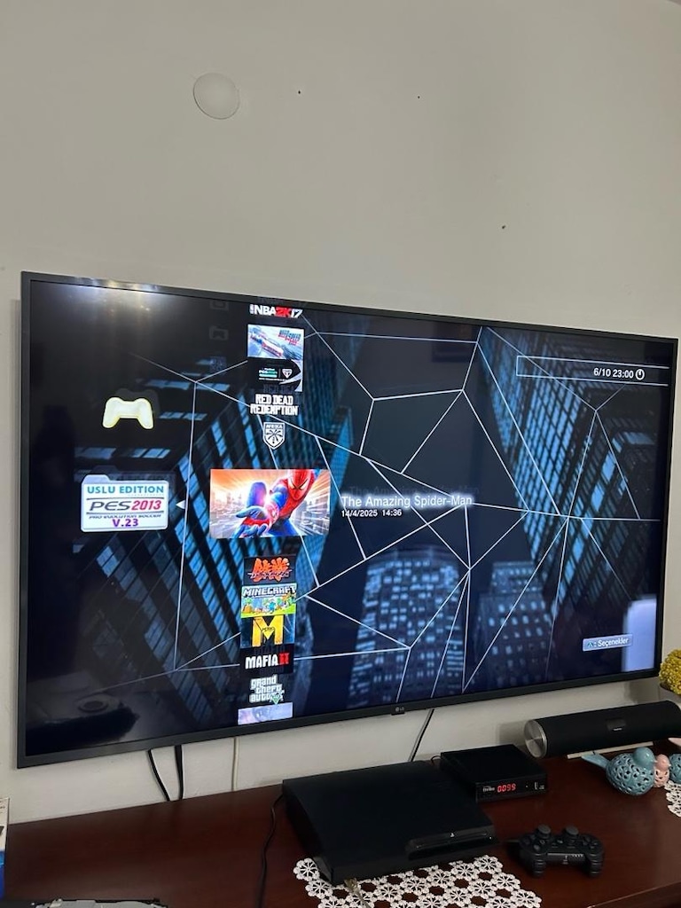 PS3 iki kol ve içinde güncel oyunlar yüklü - 18