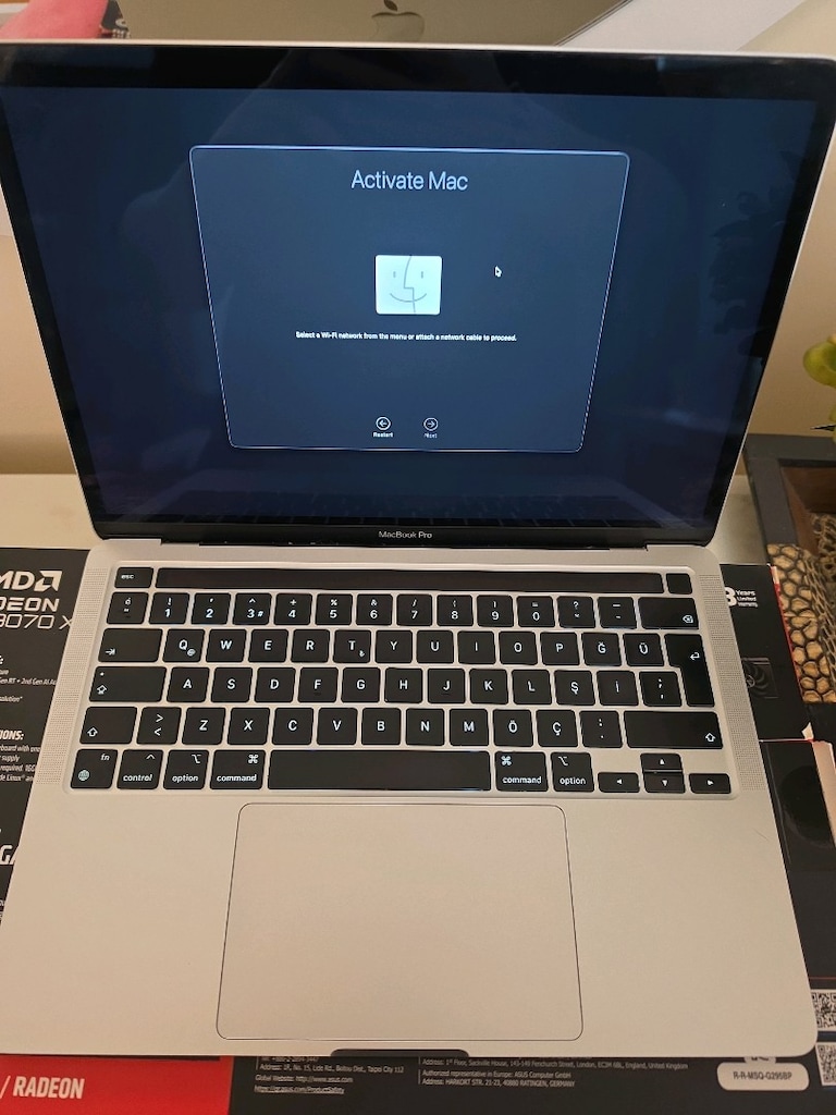 Macbook pro m2 13inç 8gb 256ssd - 2