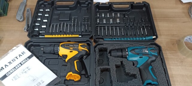 12 volt şarjlı matkap SIFIR ÜRÜN pilleri adaptörü yok sadece matkap