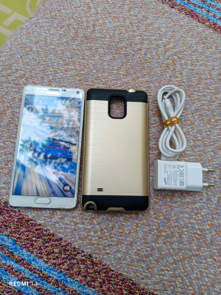 Samsung Galaxy Not 4 - 7