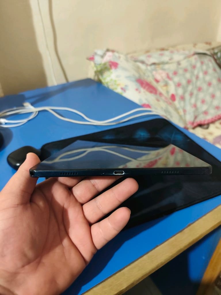 Samsung tab 9 Plas - 4
