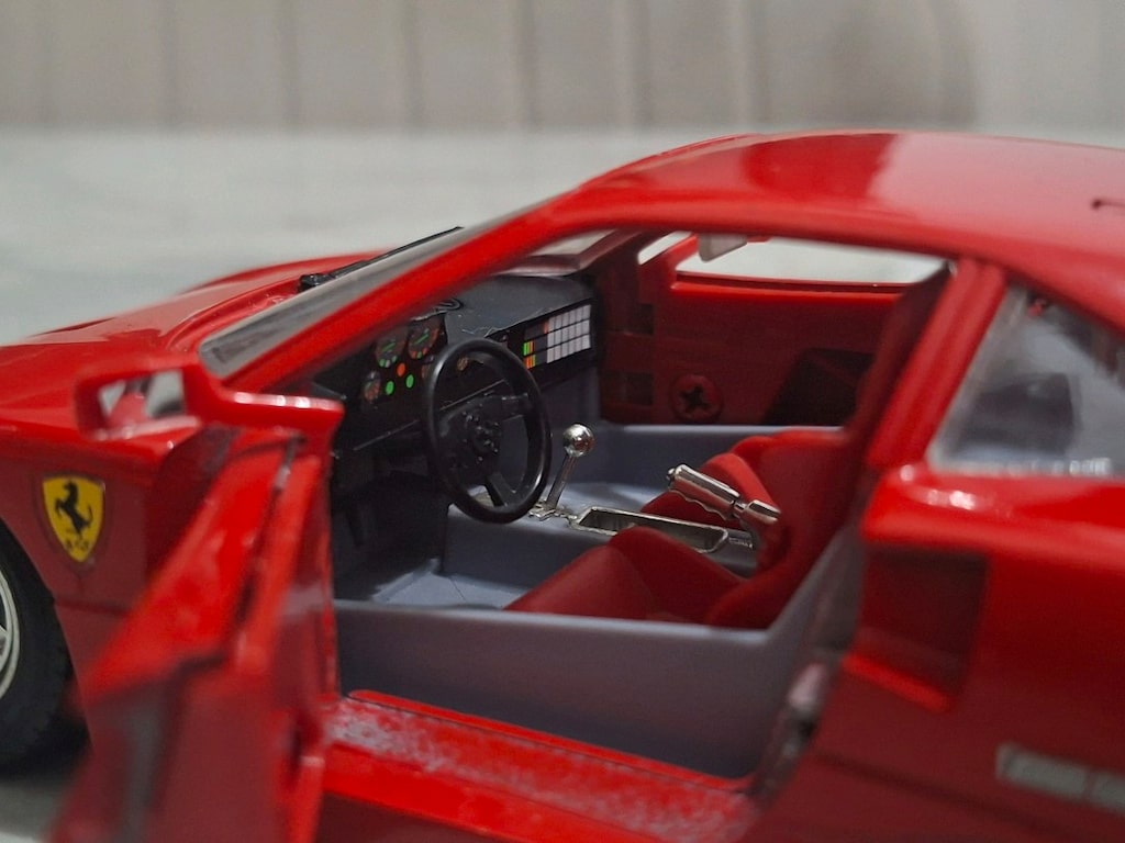 KIRMIZI FERRARİ F40 STANDSIZ KOLEKSİYONLUK - 6