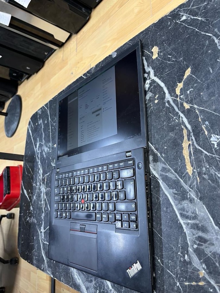 Lenovo Thinpad i5-7.nesil temiz Laptop - 5