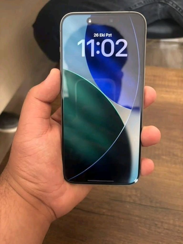 Apple 15 PRO MAX 256GB YD - Sıfırından Uygun Fiyata Al