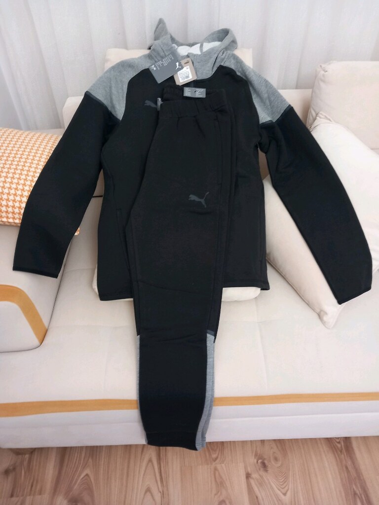 PUMA EŞOFMAN TAKIMI YENİ MEDIUM 1 TAKIM LARGE 1 TAKIM VAR 3.500TL