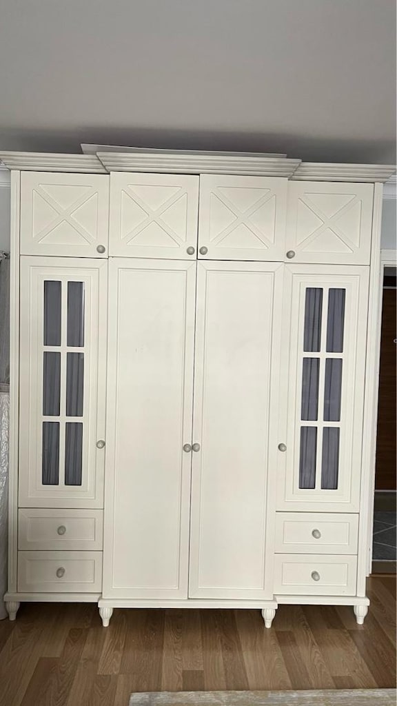 tertemiz kullanışlı genç çocuk odası