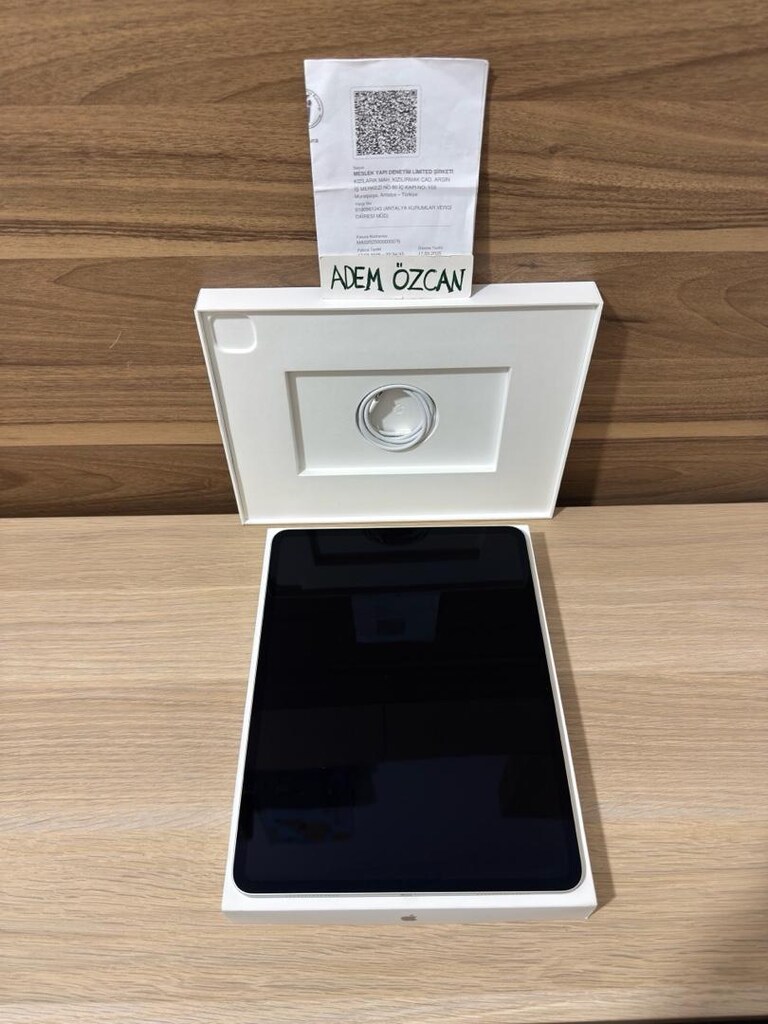 iPad Pro / M5 / 13 inç / 256 GB / Gri - 6