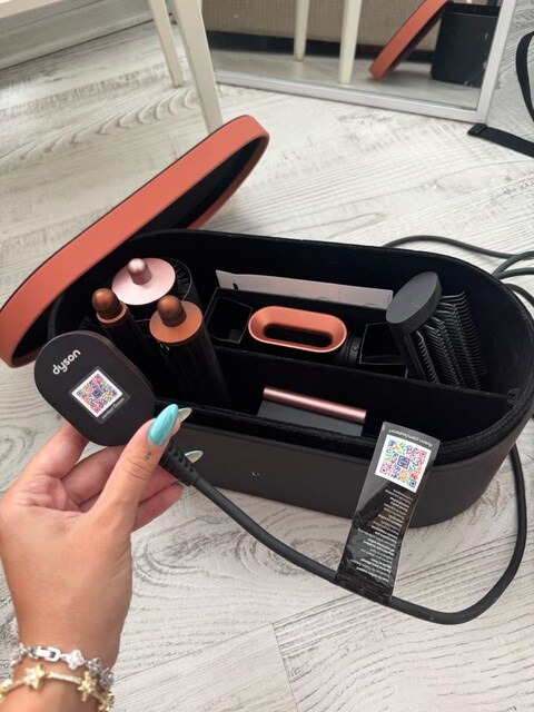 Dyson Airwrap i.d. (Detaylar Aciklamadadir)